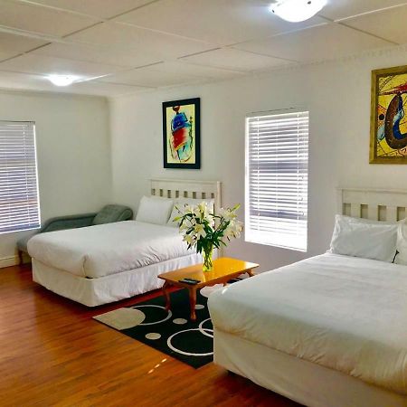 Bishop Lavis Mbalentle Guesthouse מראה חיצוני תמונה