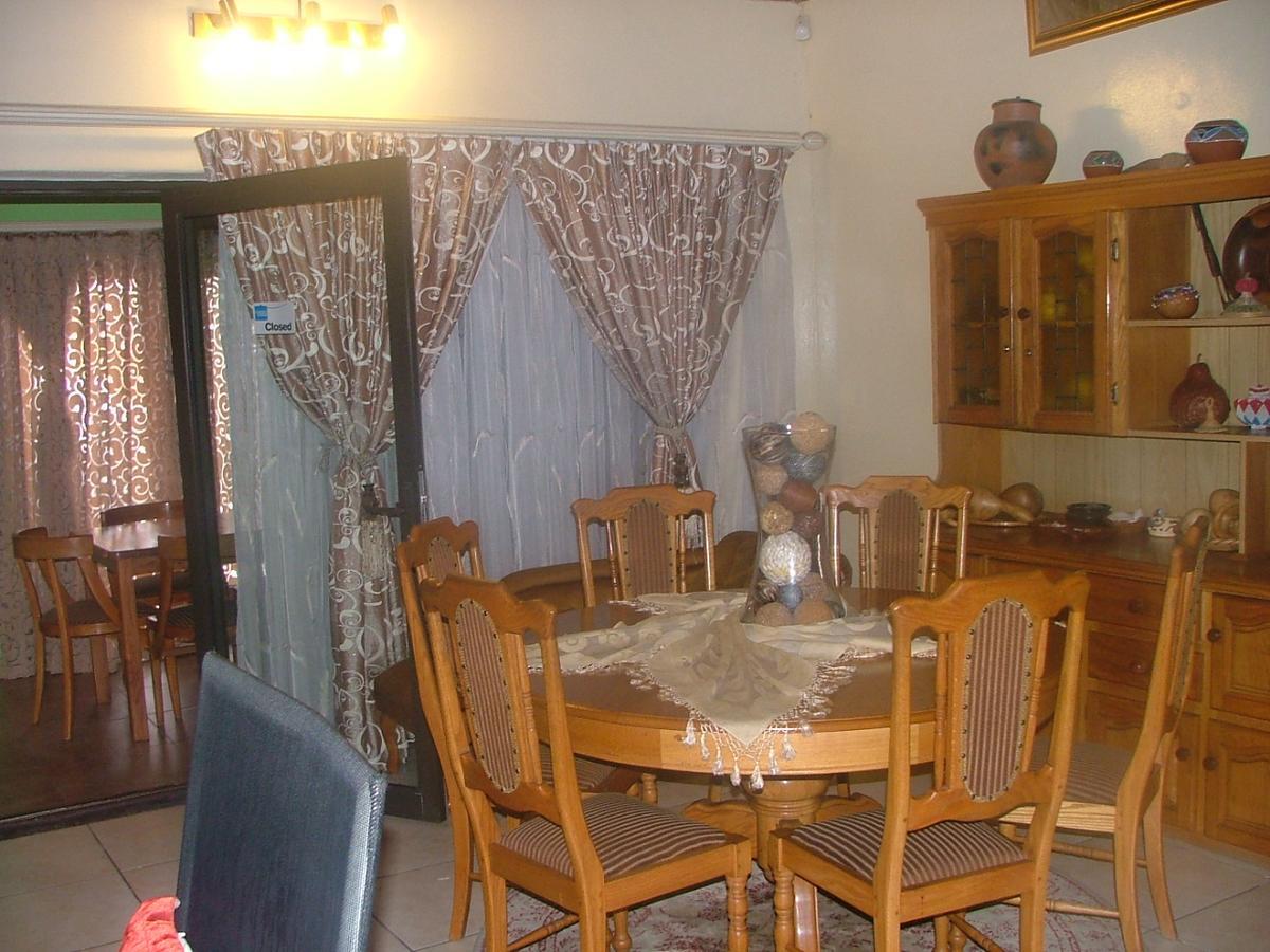 Bishop Lavis Mbalentle Guesthouse מראה חיצוני תמונה