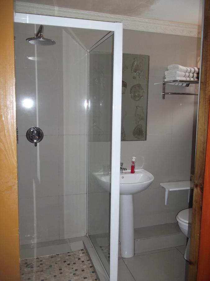 Bishop Lavis Mbalentle Guesthouse מראה חיצוני תמונה