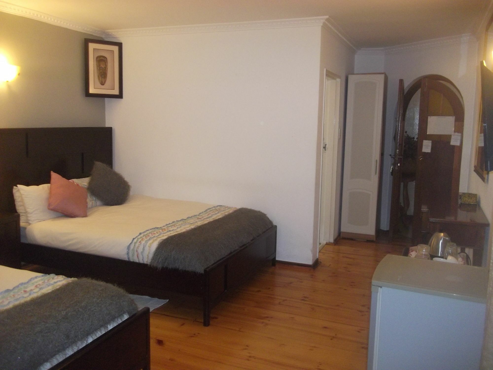 Bishop Lavis Mbalentle Guesthouse מראה חיצוני תמונה