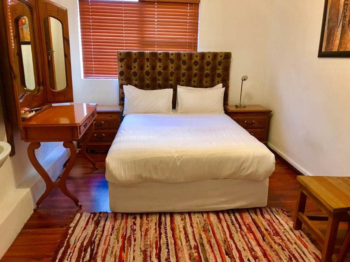 Bishop Lavis Mbalentle Guesthouse מראה חיצוני תמונה