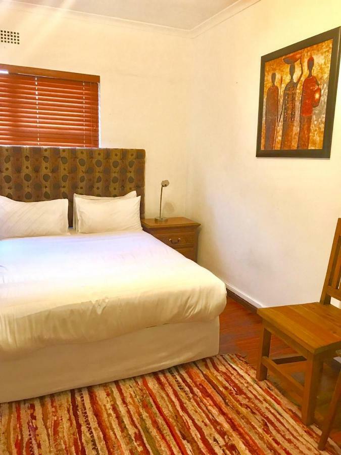 Bishop Lavis Mbalentle Guesthouse מראה חיצוני תמונה